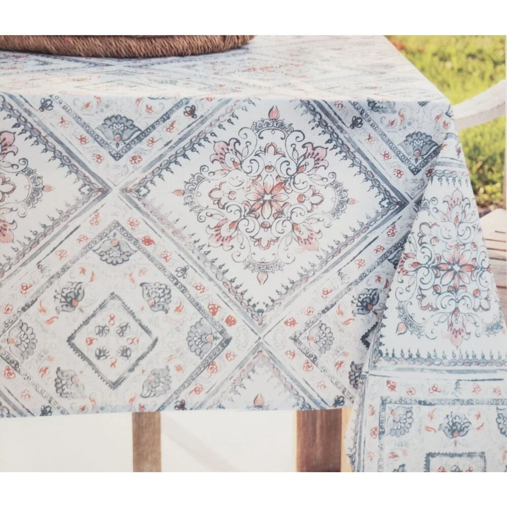 Printed Textured Tablecloth 60